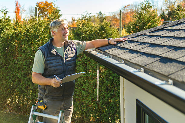 Professional Roofing technician working in Bellflower, CA